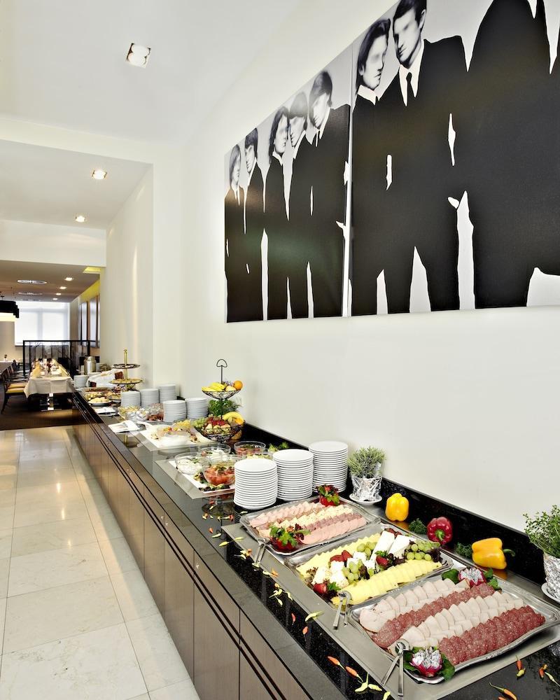 Berlin Mark Hotel Ресторан фото